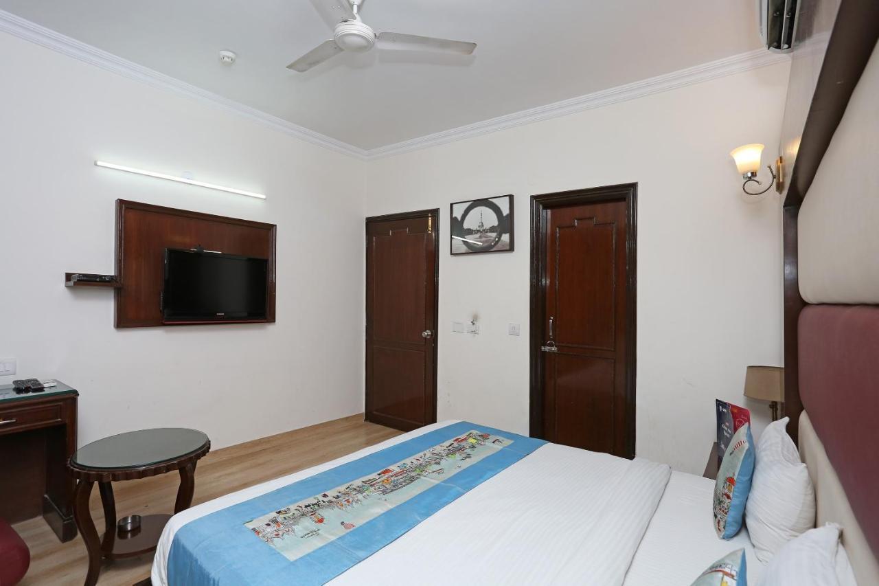 Capital O 5331 Zara Grand Neu-Delhi Exterior foto